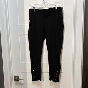 Peter Nygard Black Ankle Pants with Button Detail